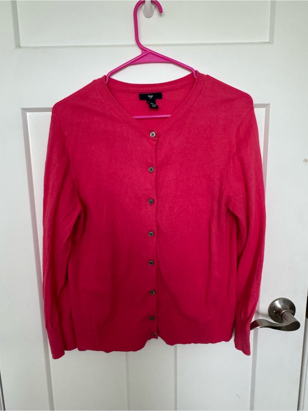 Gap Women's Hot Pink V-Neck Button-Up Cardigan